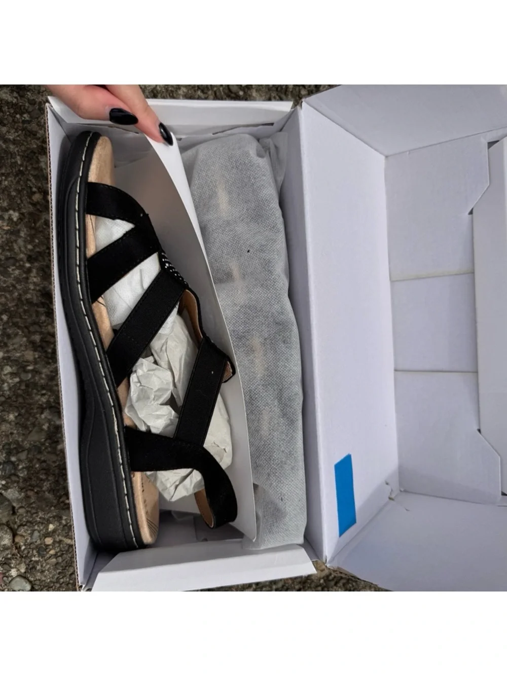 DREAM PAIRS Women’s Size 11 - Black Arch Support Sandals - New in Box